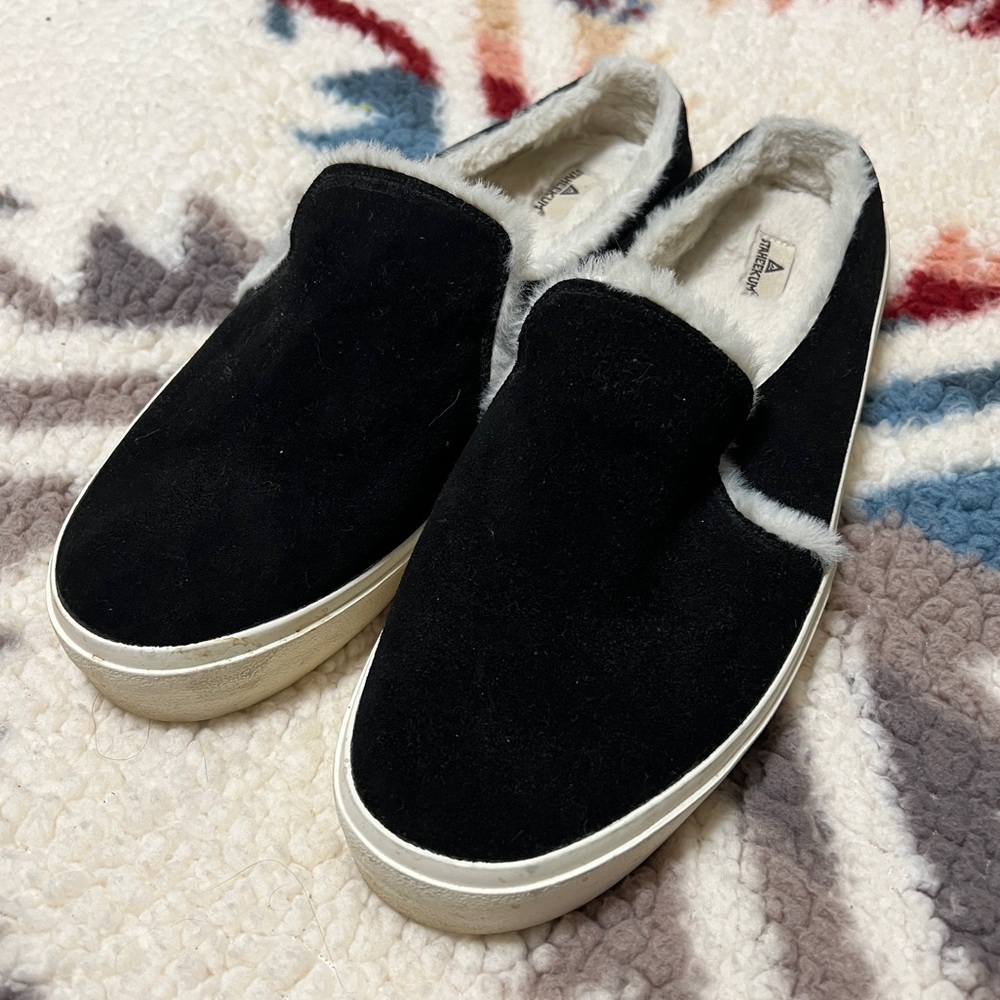 Staheekum Cozy Camp Mule Black Suede 9